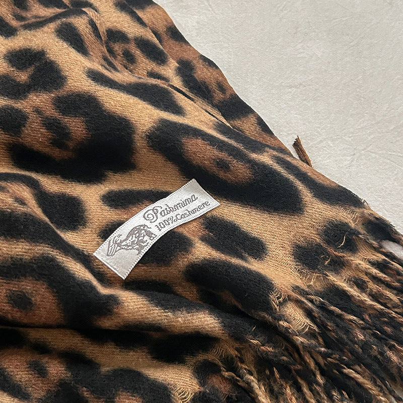 Female Vintage Leopard Print Artificial Cashmere Scarf